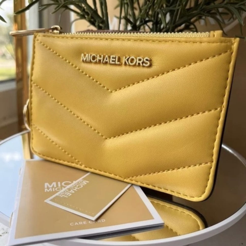 Michael Kors Jet Set Small Quilted Coin Pouch Card Wallet Yellow NWT - Picture 1 of 6